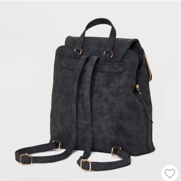 Tonni triple compartment backpack by violet ray - Picture 3 of 8